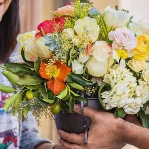 Локальные и редкие сорта цветов: преимущества быстрой доставки по городу