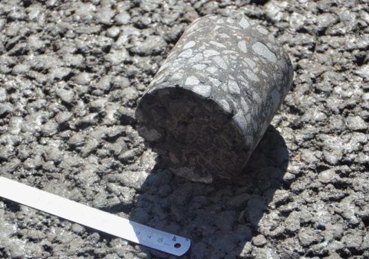 Керн асфальтобетона: что влияет на прочность и долговечность трасс